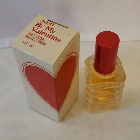 Vintage 1984 Avon Unused Boxed "Be My Valentine" Soft Musk Perfume .5oz - Picture 2 of 4